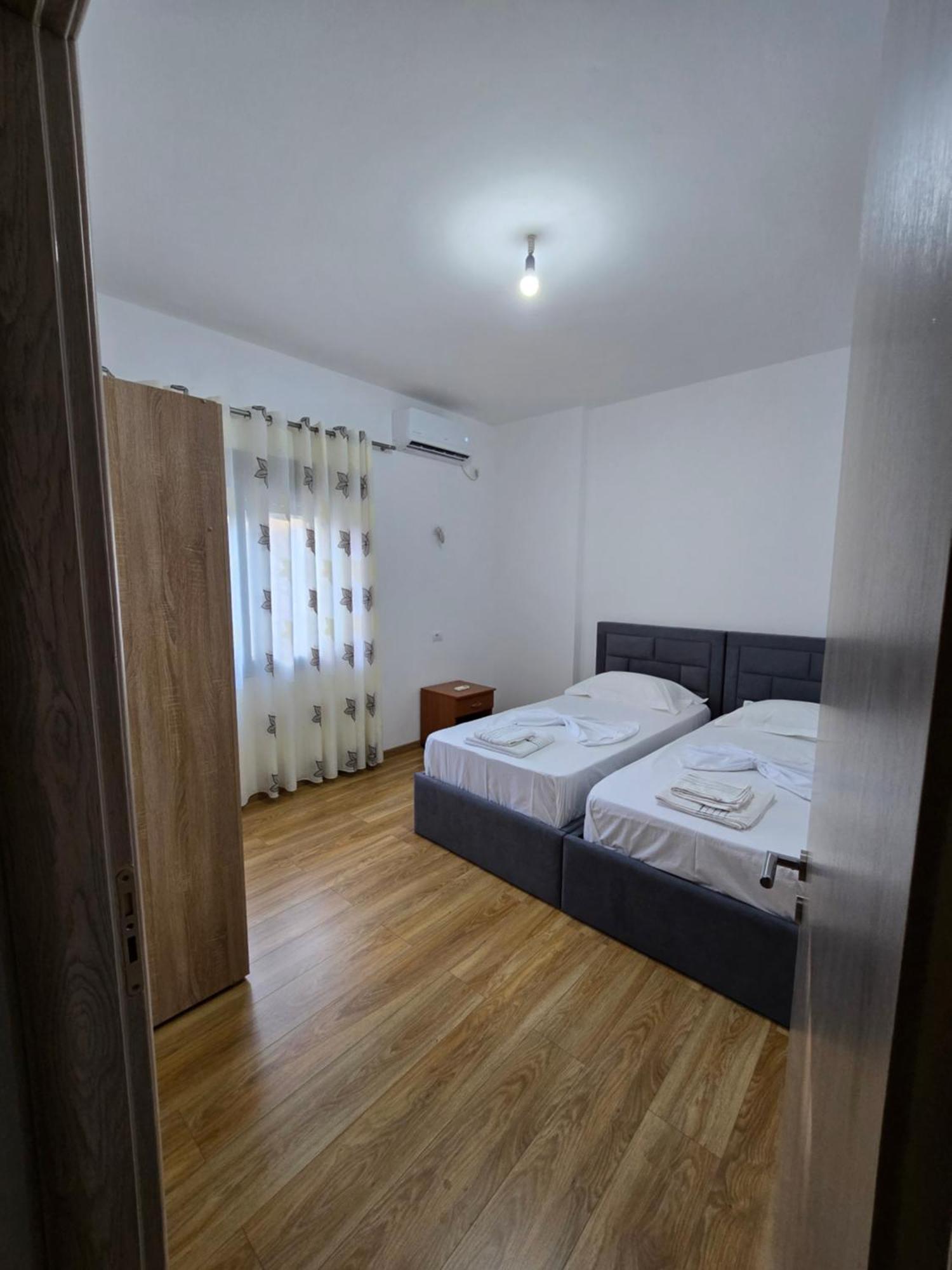 Brana Apartments Sarandë Exterior foto